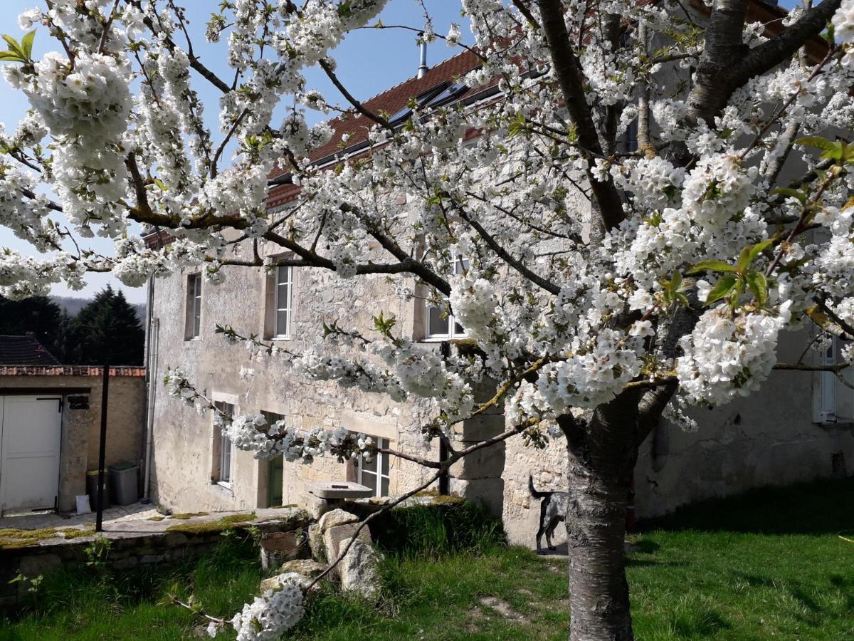 Bed and Breakfast Le Relais Révillon Exterior foto